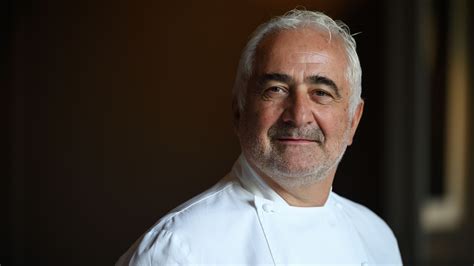 Paris Le Restaurant De Guy Savoy Sacr Meilleur Restaurant Au Monde