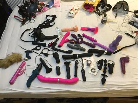 Toys Nude Pics XHamster