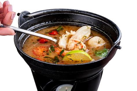 Premium Photo Hot And Sour Prawn Soup Tom Yam Thai Food