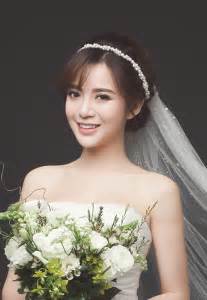 Ng N Ng V P Tinh Kh I C A Hot Girl T Linh Khi Di N O C I