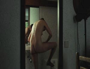 Naked Anne Ratte Polle In Halbschatten