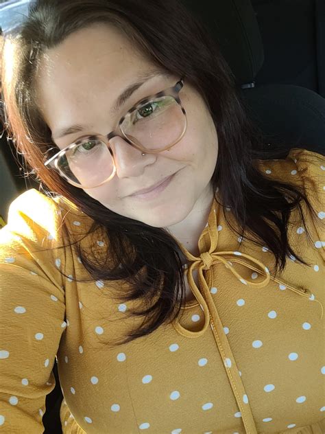 The Face Of A 33 Year Old Gal Who Had A Kick Ass First Day At Her New Job R Faces