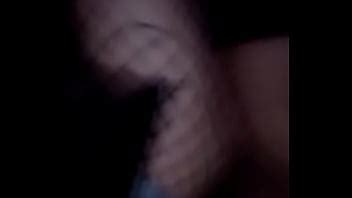 Encontrei um negão na praça do mirante bem no escuro e já fui dando gostoso para ele XVIDEOS