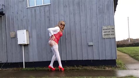 Tranny Outdoors Pissing In Red Pvc Dress British Shemale Porn XHamster