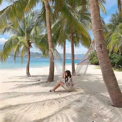 B U L N U Ti N Ch I L N Khoe D Ng V I Bikini Ng Ua G I Xinh Ang G T H N Bao Gi H T