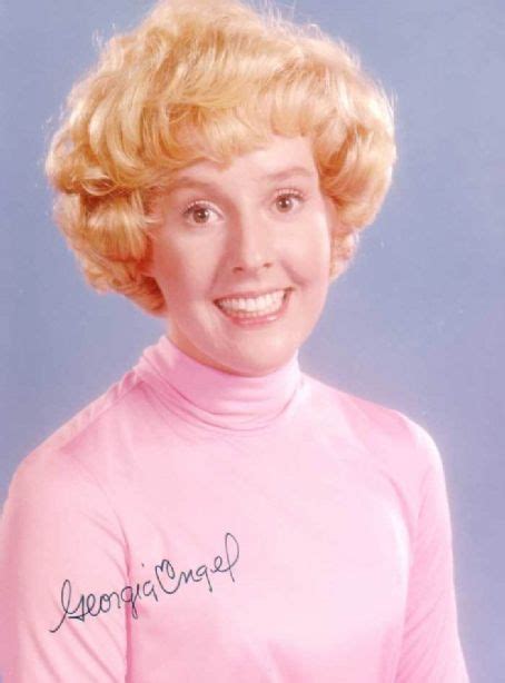 Hot Sexy Georgia Engel Bikini Pics