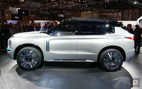 Mitsubishi shows off the future of its plug-in hybrid SUV line