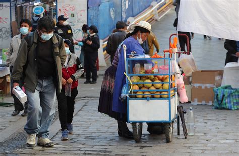 La informalidad un mal crónico que creció en América Latina con la pandemia Infobae