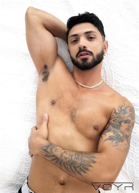 Henry Ebano And Di Carvalho In Flip Fuck With Me Daily Squirt