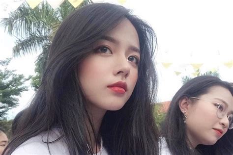 D N Hot Girl Hot Boy V A Tr Th Nh T N Sinh Vi N I H C