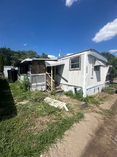 2825 SE 14th St, Des Moines, IA 50320 | Homes.com