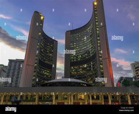 Toronto City Hall Stock Photo Alamy