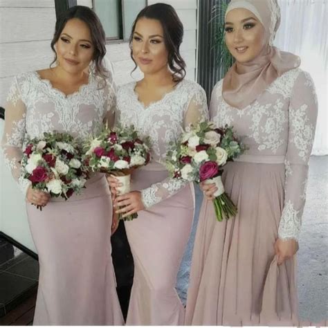 White Lace Nude Long Sleeves Bridesmaid Dresses Muslim Arabic Women