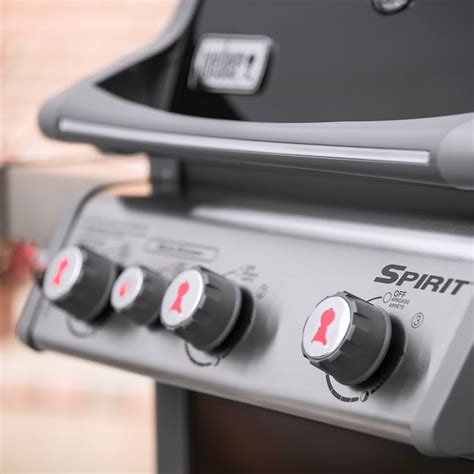 Weber Spirit E 330 Black Porcelain Enamel 3 Burner Liquid Propane Gas Grill With 1 Side Burner