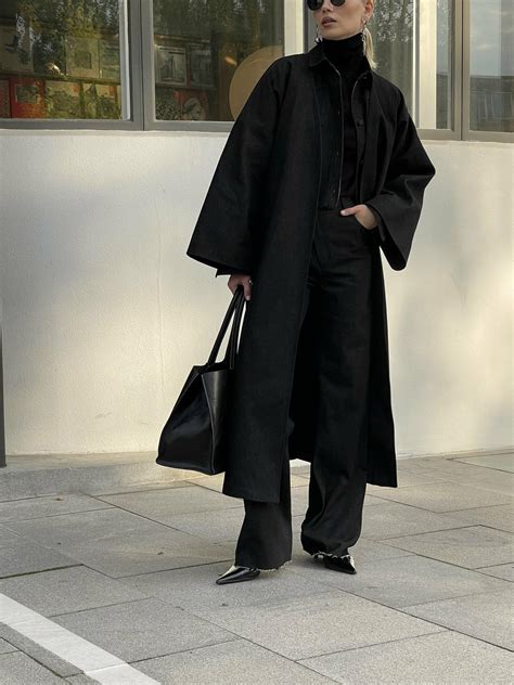 Плащи женские дизайнерские купить в Москве