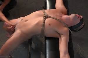 Top Notch Gay Dude Gets Sucked Off By An Horny Asian Guy XXX Dessert