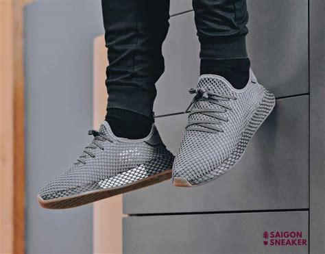 Top Mẫu Giày Thể Thao đang Hot Hiện Nay SaigonSneaker