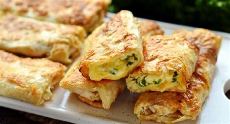 Жареный лаваш с сыром и зеленью: вкуснятина всего за 10 минут — Ку ...