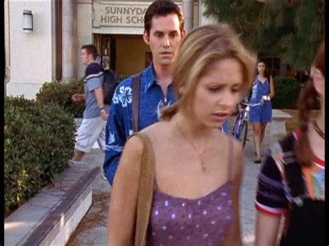 Naked Sarah Michelle Gellar In Buffy The Vampire Slayer