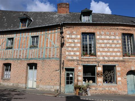 Longueville sur Scie Office de Tourisme Terroir de Caux Normandie à