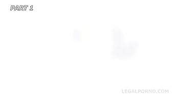 Dapped Twins Sandra Zee première fois DAP Balls Deep Anal DP Gapes et Swallow GL