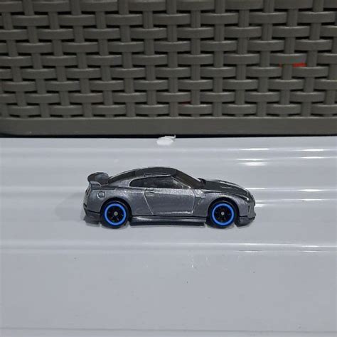 Hot Wheels Nissan Gt R Swap Rim Unrivet Shopee Malaysia