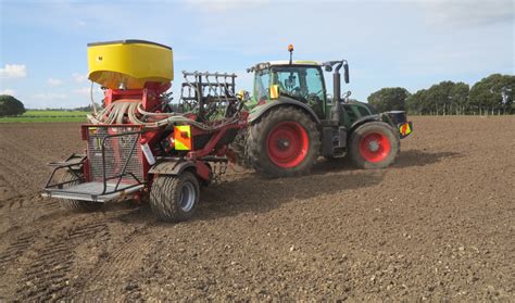 Titan 6300 Profi 4ag Agricultural Equipment