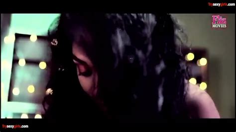 Desi Padoshi Bhabhi Has Outdoor Sex