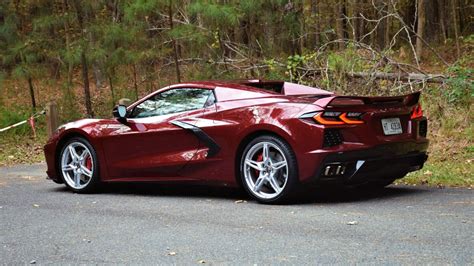 2021 Chevrolet Corvette Stingray Review (Mid-Engine Masterpiece)