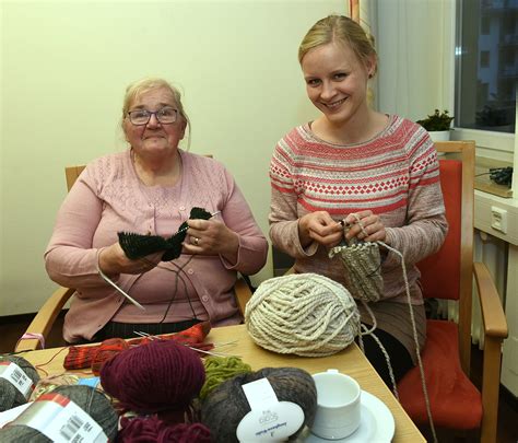 Innenstadt Mitstricker Innen Gesucht Am Drk Stricknachmittag