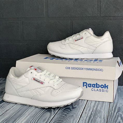 Женские кроссовки Reebok Classic (белые SIN) стильные весенние удобные ...