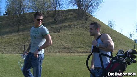 Bigdaddy Bareback Sex On The Golf Course