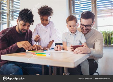 Two Fathers Playing Educational Games Children Having Fun — Stock Photo