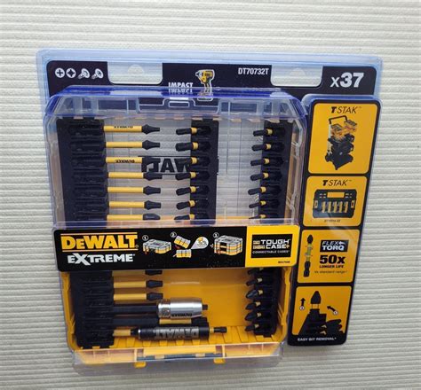 Se produkter som liknar Dewalt DT70732T BITSSATS EXTR.. på Tradera ...