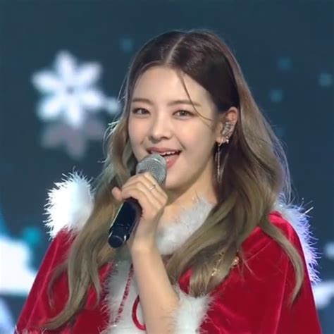 Stream All I Want For Christmas Is You Mariah Carey Kpop Cover By