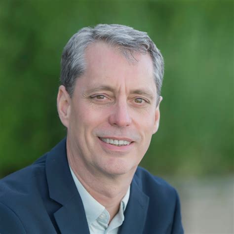 This profile explains the entire career of paul mansfield 1