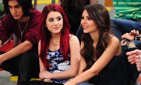 Picture Of Ariana Grande In Victorious Season 1 Ariana Grande 1336466163  Teen Idols 4 You