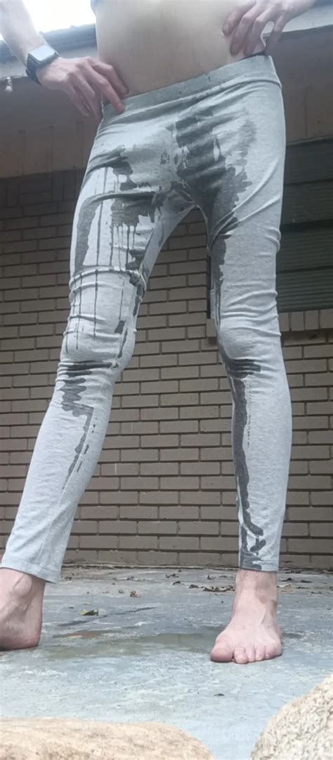 Berry But Pissing In My Pants Nude Pics Xhamster