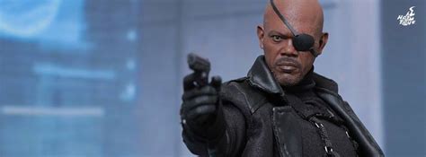 First Look At Hot Toys Nick Fury Collectible Figure Diskingdom