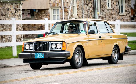 cars volvo 240 5