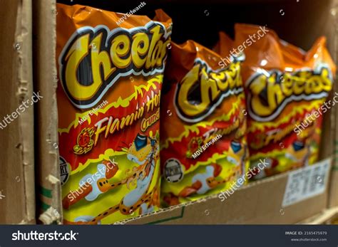 Cheetos Crunchy Flamin Hot