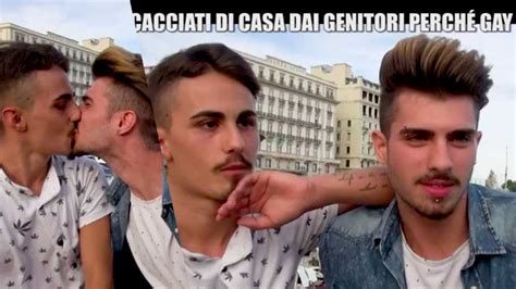 Le Iene Aiutano Francesco E Giuseppe I Ragazzi Gay Cacciati Di Casa E Incontrato La Madre Di