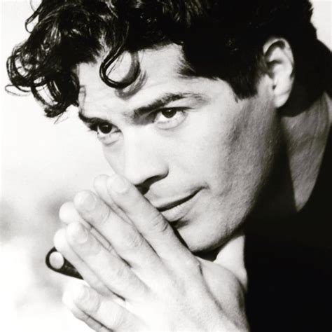 Esai Morales Wiki, Age, Net Worth, Height, Girlfriend, Family