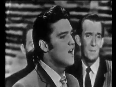 Elvis Presley Love Me | Elvis presley photos, Elvis presley videos ...