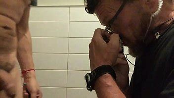 Restroom Head XVIDEOS