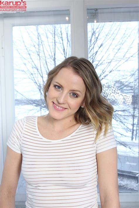 Sweet College Babe With Pink Tits Fucked He XXX Dessert Picture