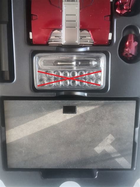 Iron Man Mark V Scale Figure Mms D Iron Man Hot Toys Cawette Jones