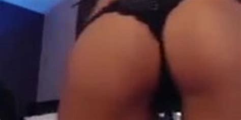 Hot Chick Masturbates On Her Bed Tnaflix