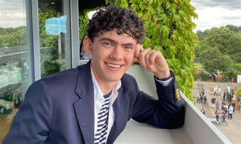 Joe Locke Comes Out As Gay LGBT Prime News Magazine