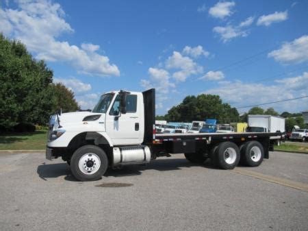 Flatbed Truck - Used Flatbed Trucks for Sale - Bobby Park Truck and ...